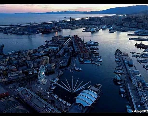 Trilocale Cecilia'S Studio Genova Exterior foto